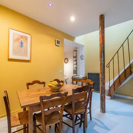 Casa vacanze Oberkampf 11th Bohemian With Hammock Managed By Mey Agency