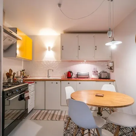 Casa vacanze Oberkampf 11th Bohemian With Hammock Managed By Mey Agency
